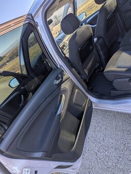 Ford Galaxy 2.0 diesel manual - 14