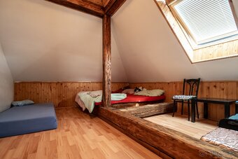 Rodinný dom vhodný aj ako víkendové sídlo - 14