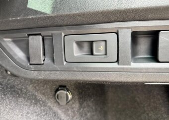 Škoda Octavia 2.0 TDI FULL LED STYLE COMBI nafta manuál - 14