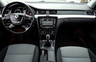 ŠKODA SUPERB sedan 1.8TSI-137tis km-118kw-MANUAL-XENON-NAVI- - 14