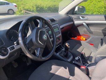 ŠKODA OCTAVIA COMBI 1.6 CR TDI 77KW Rok výroby:2013 - 14