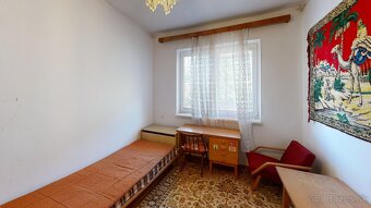 Na predaj rodinný dom s veľkým pozemkom 1722 m² – Močenok - 14