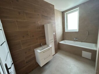 RODINNÝ DOM V SPIŠSKEJ SOBOTE - NOVOSTAVBA - 14