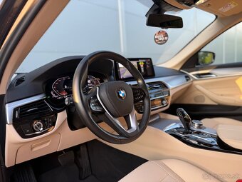 BMW 520i Touring G31 2023 99tis. odpočet DPH - 14