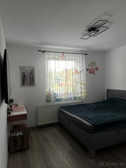 Rodinný dom po kompletnej rekonštrukcii + hosťovský dom + ba - 14