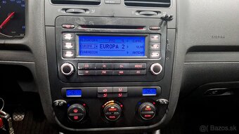 Volkswagen Golf 1,4 55kw 5M, r.v. 2006 - 14