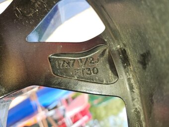 alu  kolesá  TOYOTA HILUX (rezervace) - 14