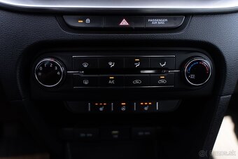 -V ZÁRUKE- Kia XCeed 1.4 T-GDi Silver -NEBÚRANÉ- - 14