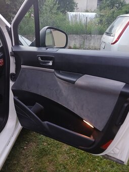 Peugeot 807 2.0 HDI, el.dvere, NAVI - 14