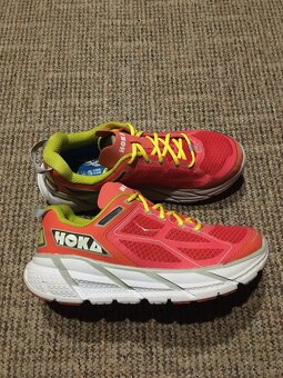 6x Dámské běžecké sportovní boty Hoka - 14