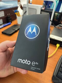 Motorola Moto e6s - 14
