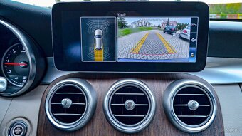 Mercedes-Benz C trieda Kombi 300 d A/T 4MATIC - 14