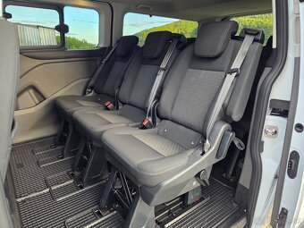 Ford Tourneo Custom 2.0 MT/6 2023 - 14