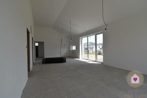 Priestranný 4 izbový RD bungalov o rozlohe 116,52 m2 v štand - 14