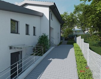 Na predaj stavebný pozemok so stavebným povolením 1305 m2 v  - 14