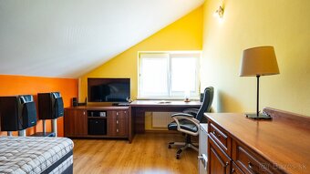 ⌂ Predaj /4-izbový rodinný dom 301 m² Bratislava- Ružinov - 14