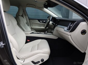 Volvo V60 Cross Country B4 4x4,kúp.v SR,1.majitel,od.DPH - 14