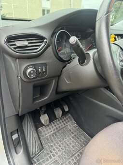 Opel Crossland X - 14