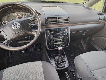 Predám VW Sharan 4x4 1.9 TDi - 14