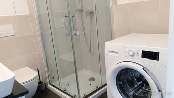 Prenájom útulnej, plne zariadenej garsónky v novostavbe v Br - 14