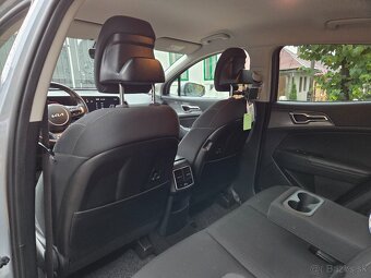 Kia Sportage 1.6 T-GDI 4x4 Gold (2022), Benzín + HEV - 14