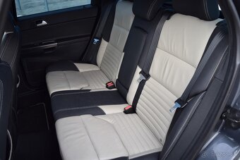 Volvo V50 D3 R-Design 2011 - 14