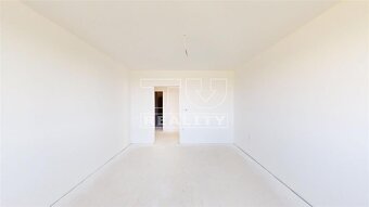 NA PREDAJ BYT 4+kk SO ZÁHRADOU, 143m2, ŠAMORÍN - ŠÁMOT - 14