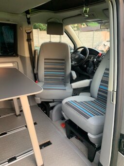 Originál Volkswagen T5.1 California Beach 2.0TDi 4Motion DSG - 14