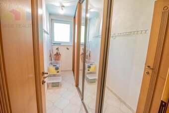 Krásny 7-izbový dom, 328 m² + 1389 m² pozemok, Trebostovo, o - 14