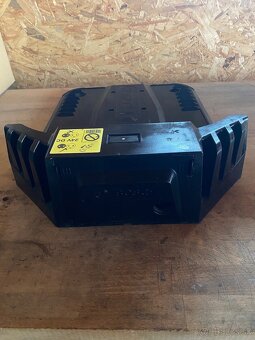 Robotická kosačka BOSCH Indego XS300 - 14