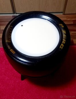 Stôl z pneumatiky formule 3000 - 14