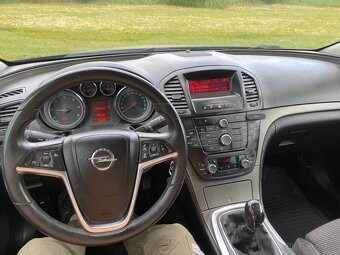Predam Opel Insignia Sports Tourer - 14