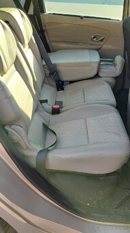 Renault Scenic 1.4i 96kw r.2009 - 14