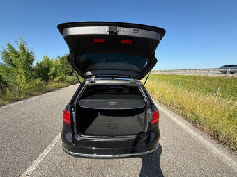 Volkswagen Passat B7 2.0TDi 130kW DSG Highline - 14