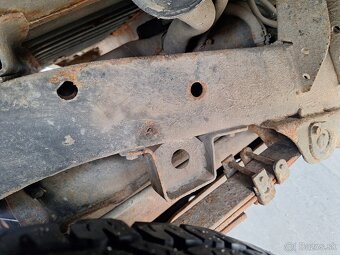 NISSAN NAVARA 2,5TD 4X4 KLÍMA ŤAŽNÉ 2006 ROK - 14