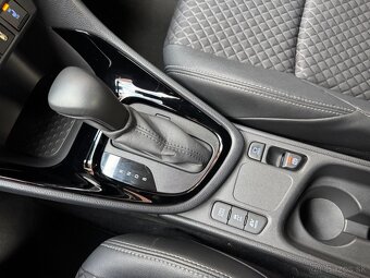 ✅Toyota Yaris 1.5 Hybrid ,Selection, 2021, 43 000km, Záruka - 14