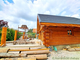 Zrubový domček v tichej časti obce Lehota vhodný na rekreá - 14