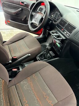Volkswagen Golf 1.9 TDI 66kw -90hp rotačka 259000km - 14