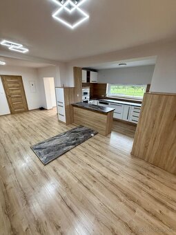 NA PREDAJ 5-izbový BUNGALOV - 14