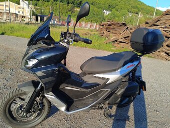 Aprília SRGT125 - 14