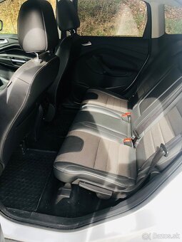 Ford Kuga 1.5 ecoboost titanium 110kw r.v . 2015 - 14