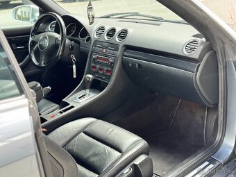 Audi A4 2,5 TDI cabrio - 14