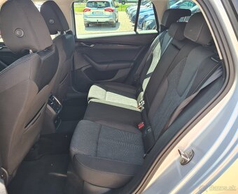 ŠKODA OCTAVIA COMBI 2.0 TDI SCR STYLE DSG. - 14