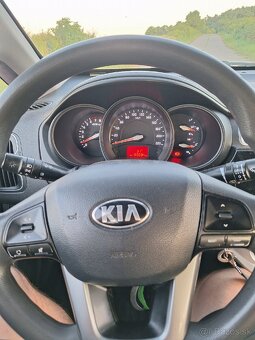 Kia Rio Sedan 2017 - 14