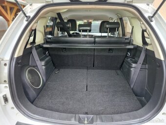 Predám Mitsubishi Outlander 2,2 DI-D, 4WD - 14