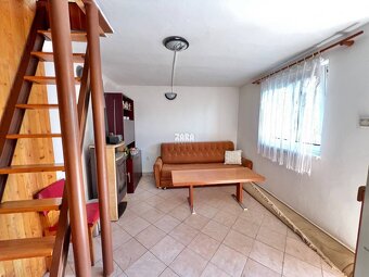 Vyšné Opátske, murovaná chata, aj na trvalé bývanie. 411 m2 - 14