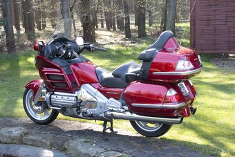 Honda GL 1800 - 14