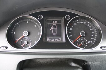 Volkswagen Passat 2,0TDi 103 kW Comfortline - 14