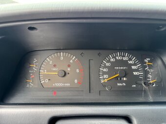 Toyota Land Cruiser HDJ80 - 14