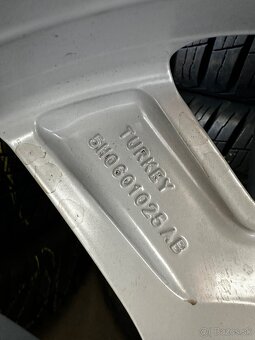 5x112 R18 7,5J ET51 Volkswagen + 225/40 R18 Pirelli zimné - 14
